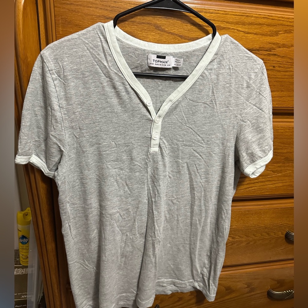 Topman Men's V-Neck Short Sleeve T-Shirt Gray size Medium
